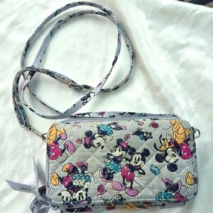 Vera Bradley Disney Mickey Mouse & Minnie Mouse Cross Body / Wrislet
